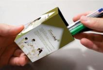 Mẫu thiết kế tờ rơi được bế gập một cách sáng tạo của FamiChef